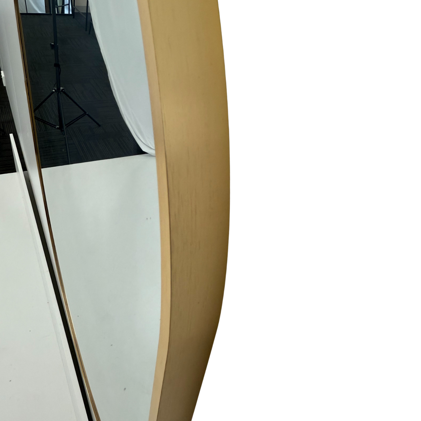 Rose Gold Framed Oval Mirror Classic Decorative 60cm x 80cm Wall Mirror for Bedrooms, Bathrooms & Entryways
